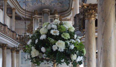 Blomsteropsats i Gråsten Slotskirke
